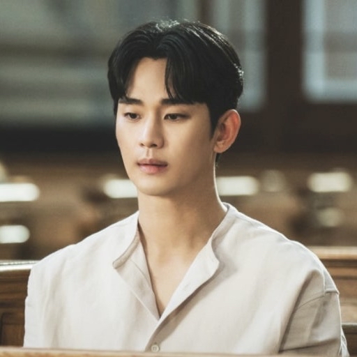 A moment captured by a fan of Kim Soohyun