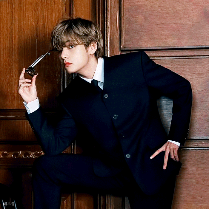 Behind-the-scenes cut of Kim Taehyung (V)