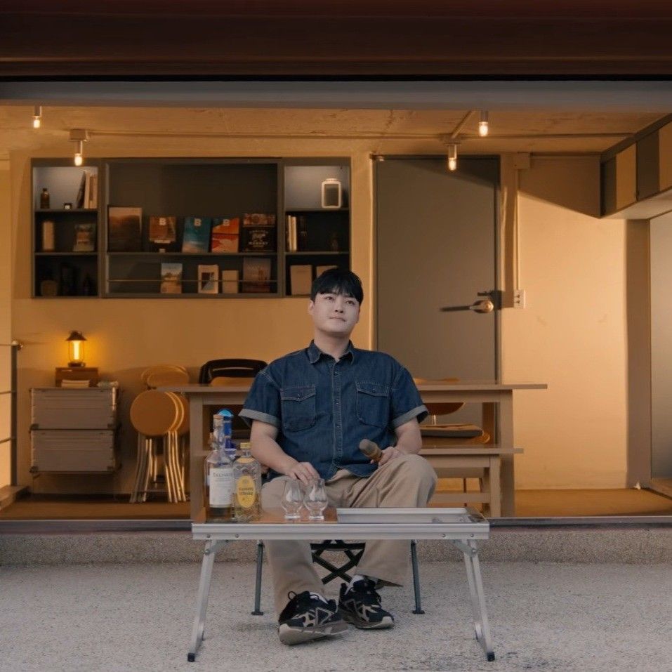 Recent activity shot of Kim Kyungmin