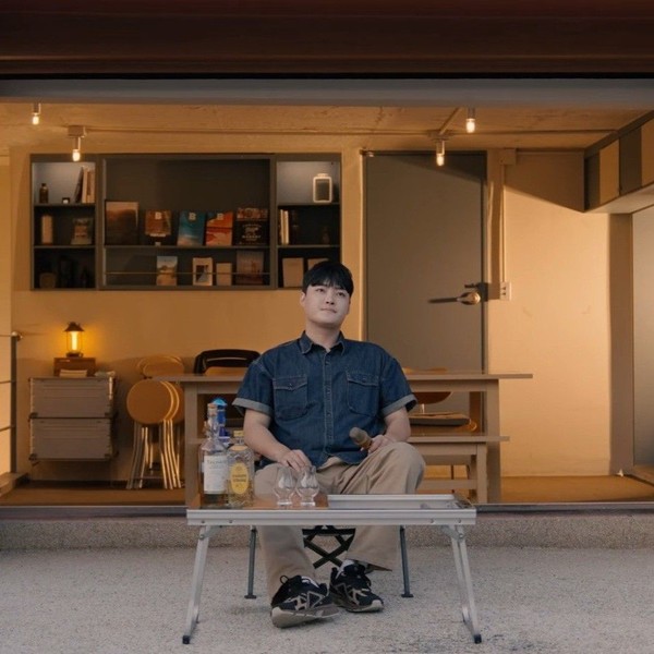 Representative photo of Kim Kyungmin showing their charm
