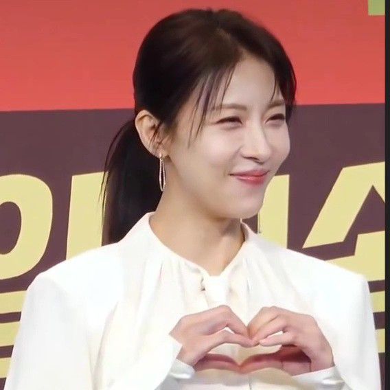 Latest photo of Ha Jiwon