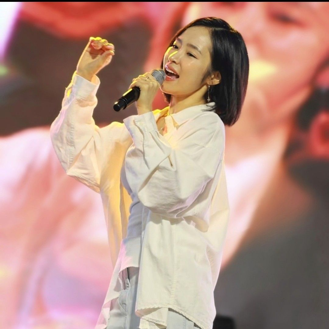 홍자 최근 활동샷