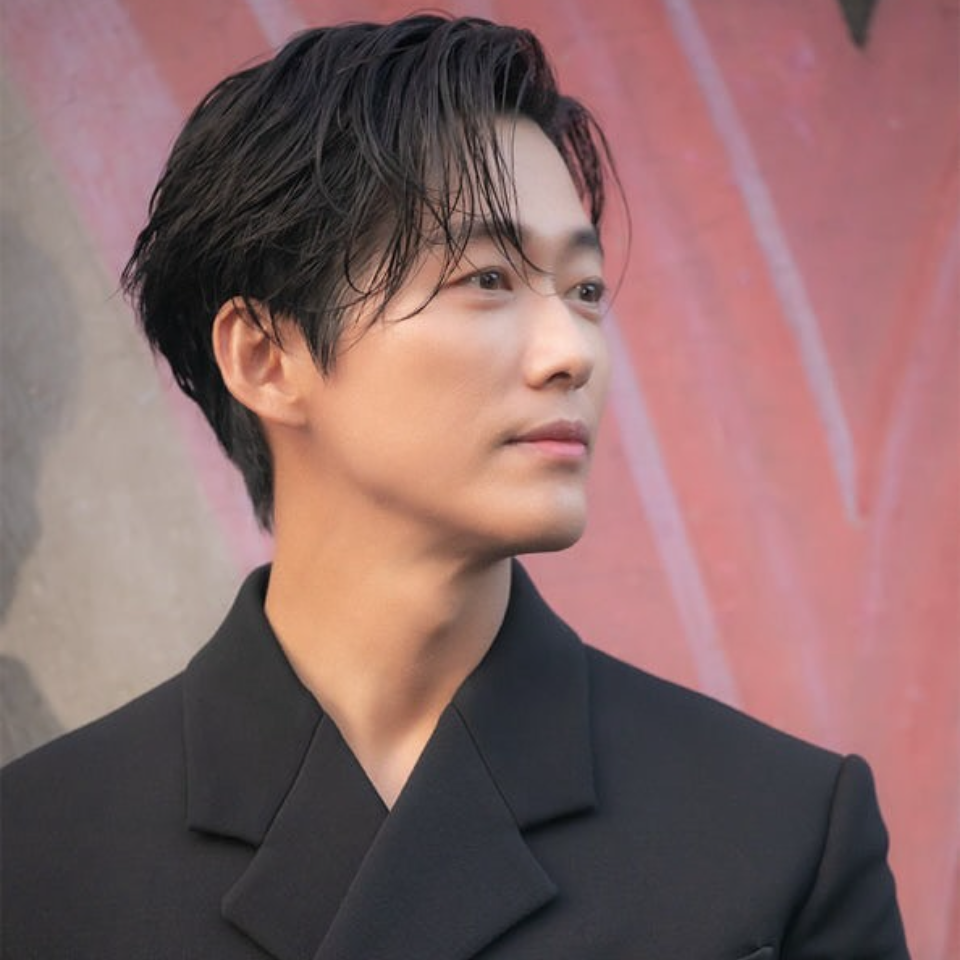 Latest photo of Namkoong Min