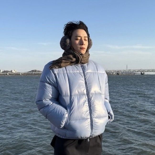 Behind-the-scenes cut of Lee Junho