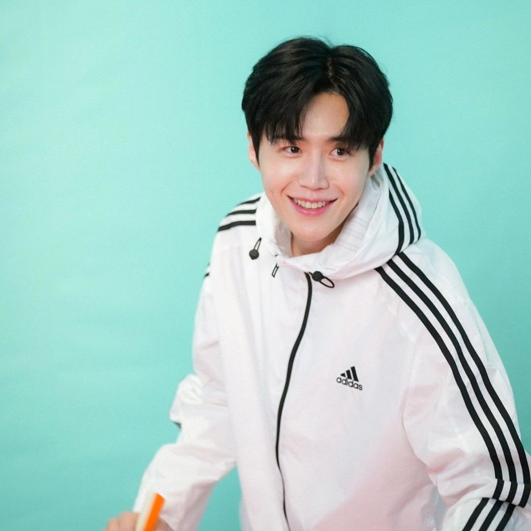 A moment captured by a fan of Kim Seonho