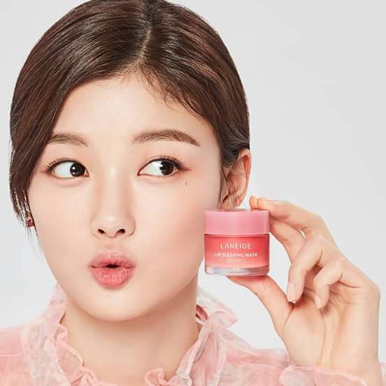 Behind-the-scenes cut of Kim Youjung