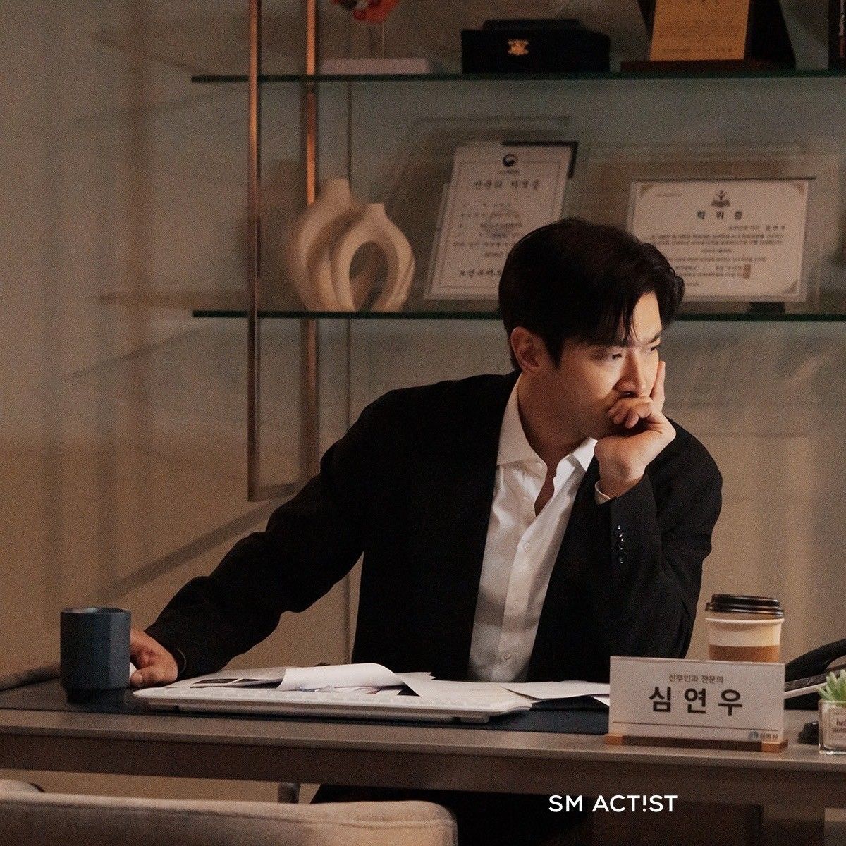 Recent activity shot of Choi Siwon
