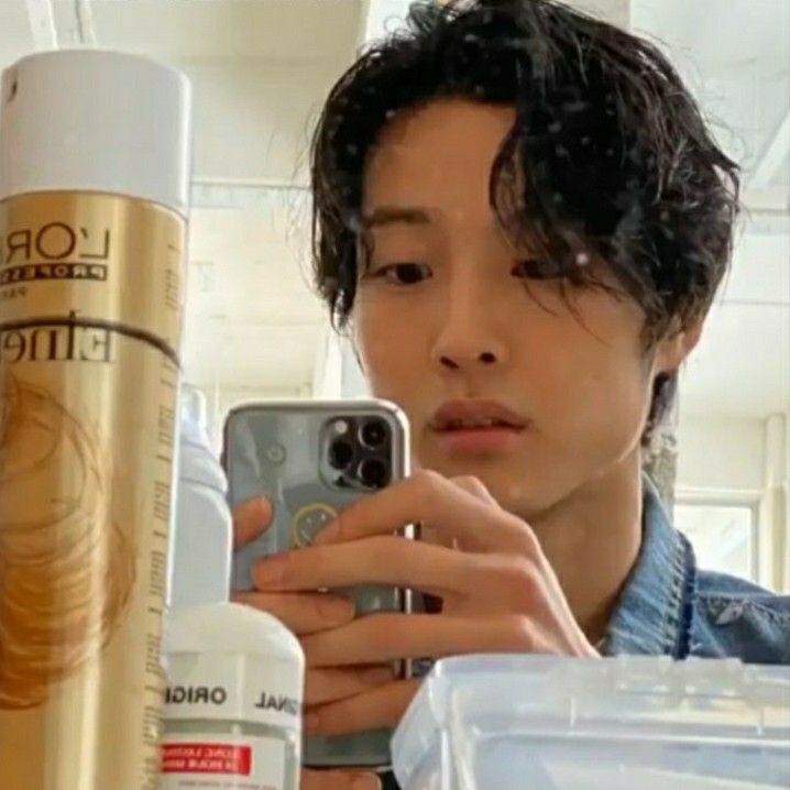 Latest photo of Lee Jongwon