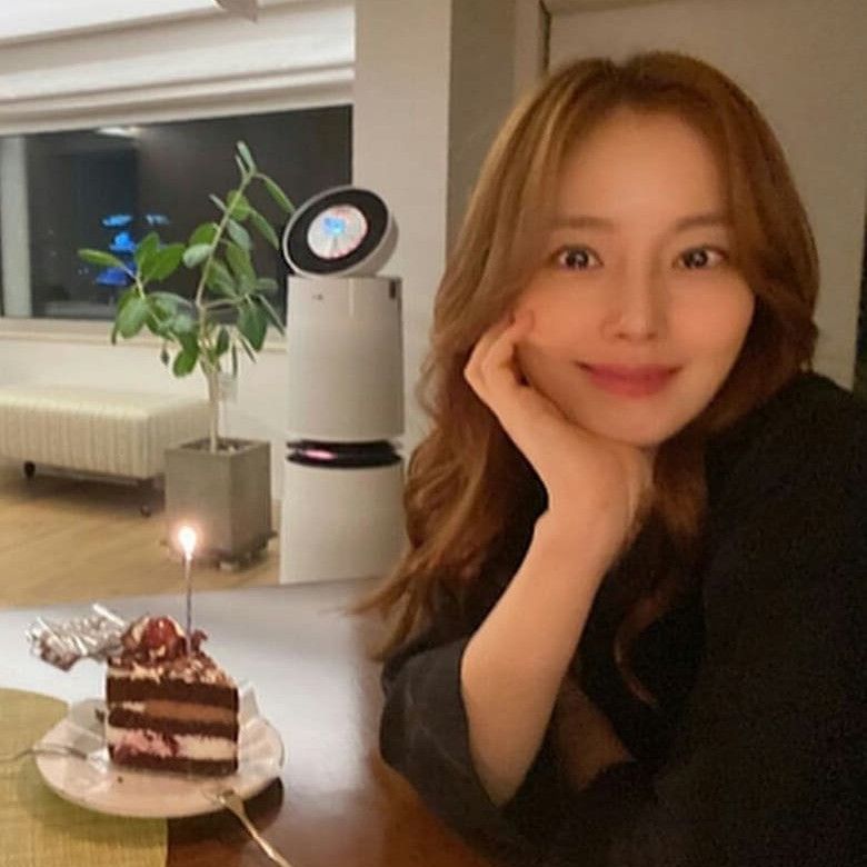 Latest photo of Moon Chaewon