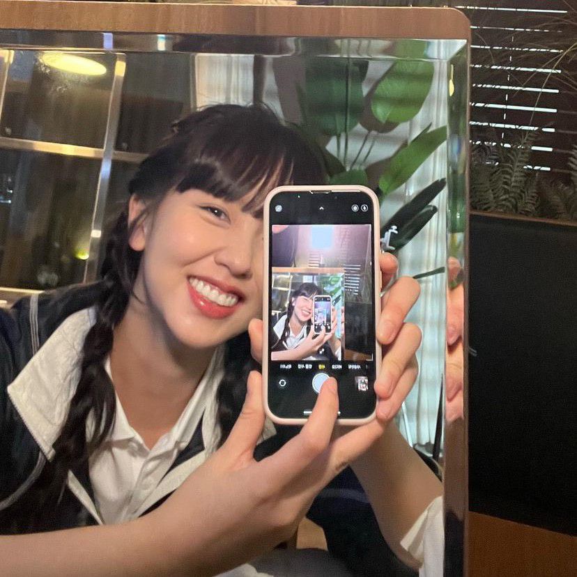 Behind-the-scenes cut of Kim Sohyun