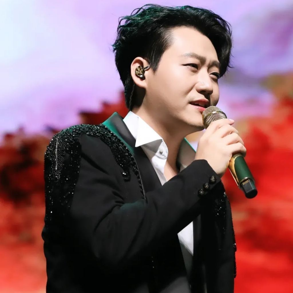 Behind-the-scenes cut of Min Soohyun