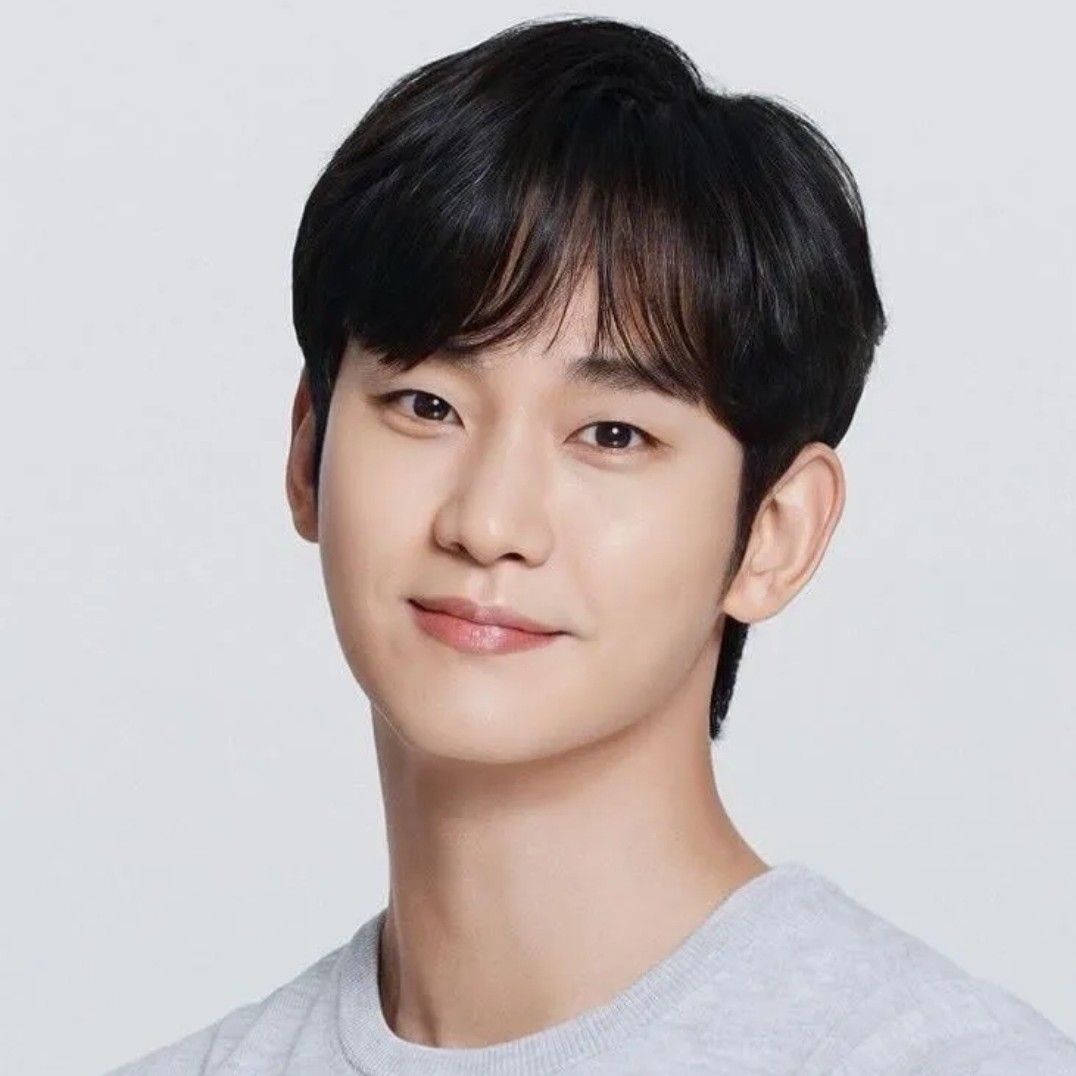 Latest photo of Kim Soohyun