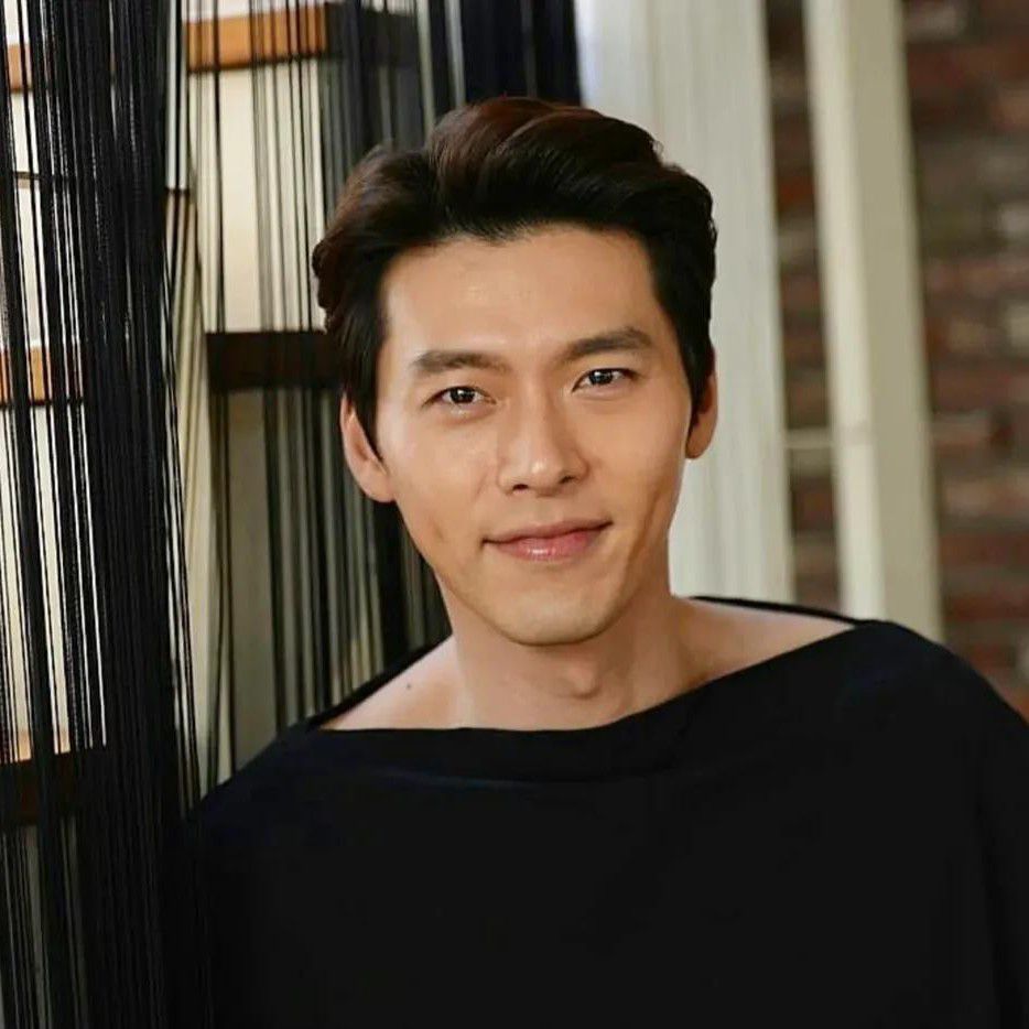 현빈의 최신 사진