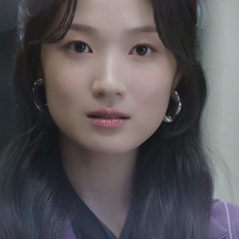 A moment captured by a fan of Kim Hyeyoon