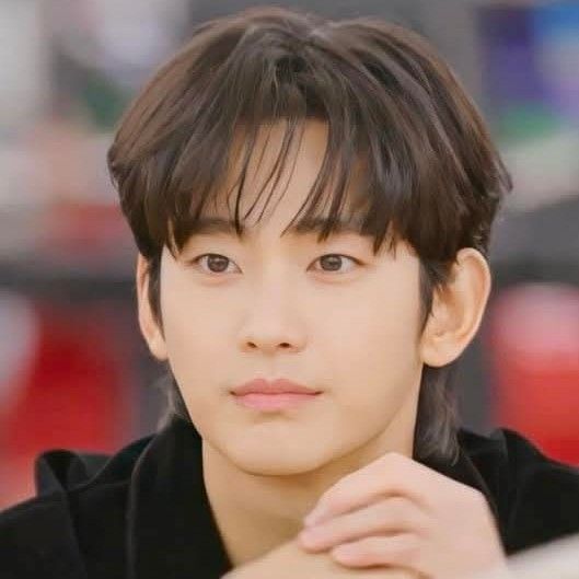 Recent activity shot of Kim Soohyun