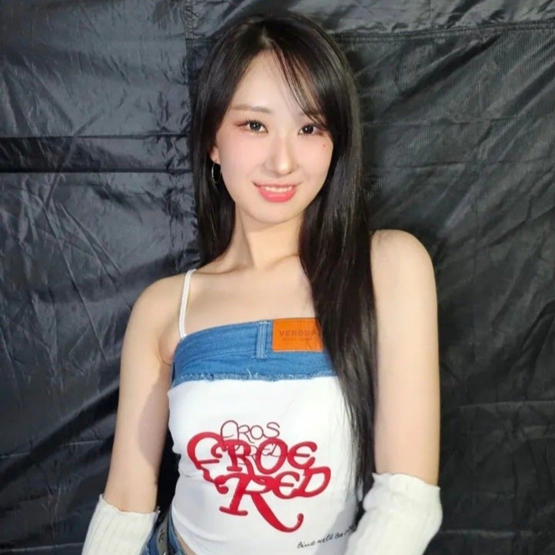 Cuplikan di balik layar dari Jeon Yujin