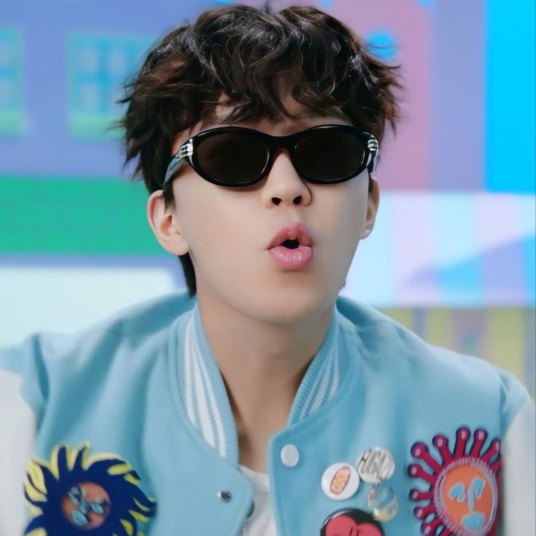 Foto kegiatan terbaru dari Lim Youngwoong