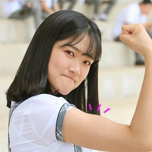 Recent activity shot of Kim Hyeyoon