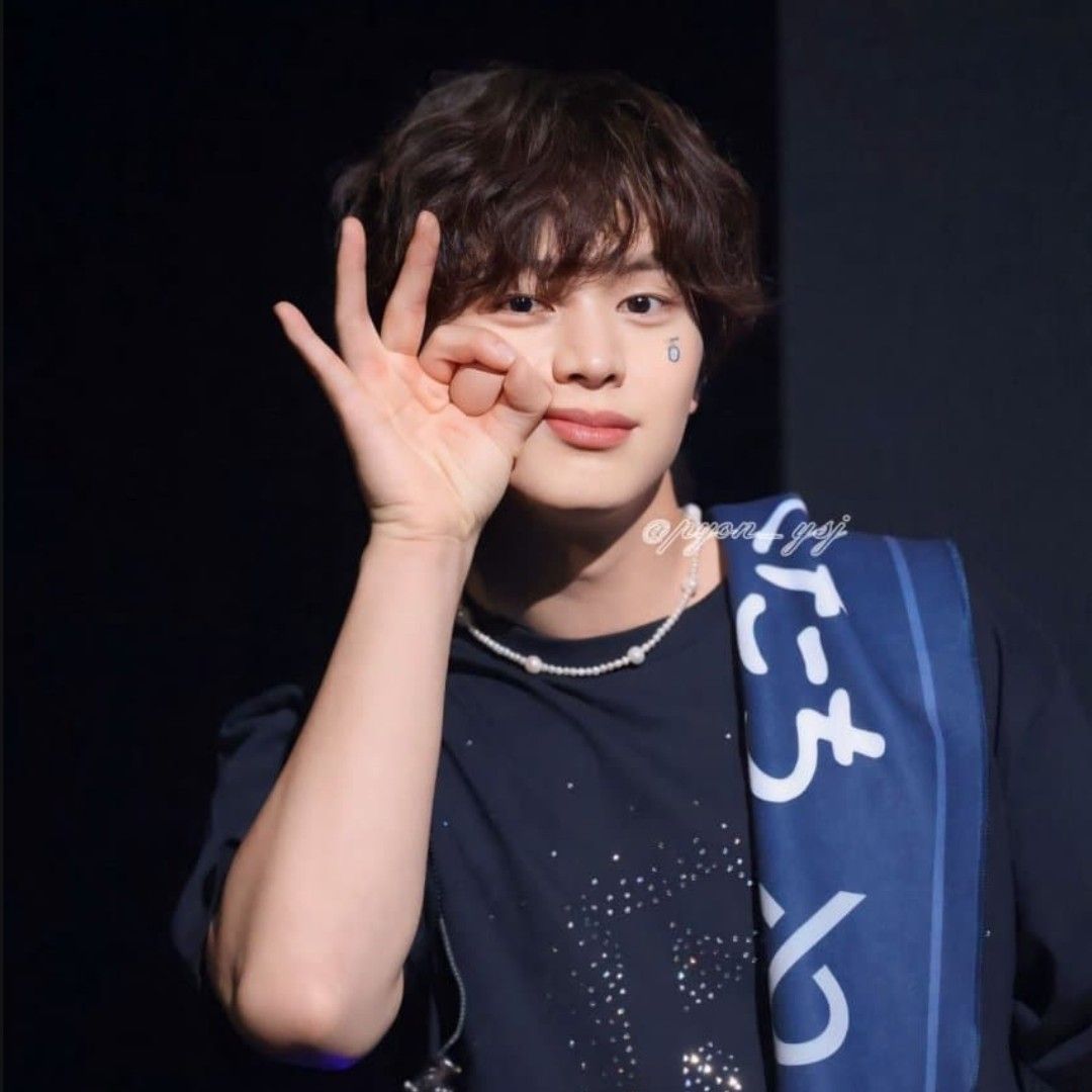 Latest photo of Yook Sungjae