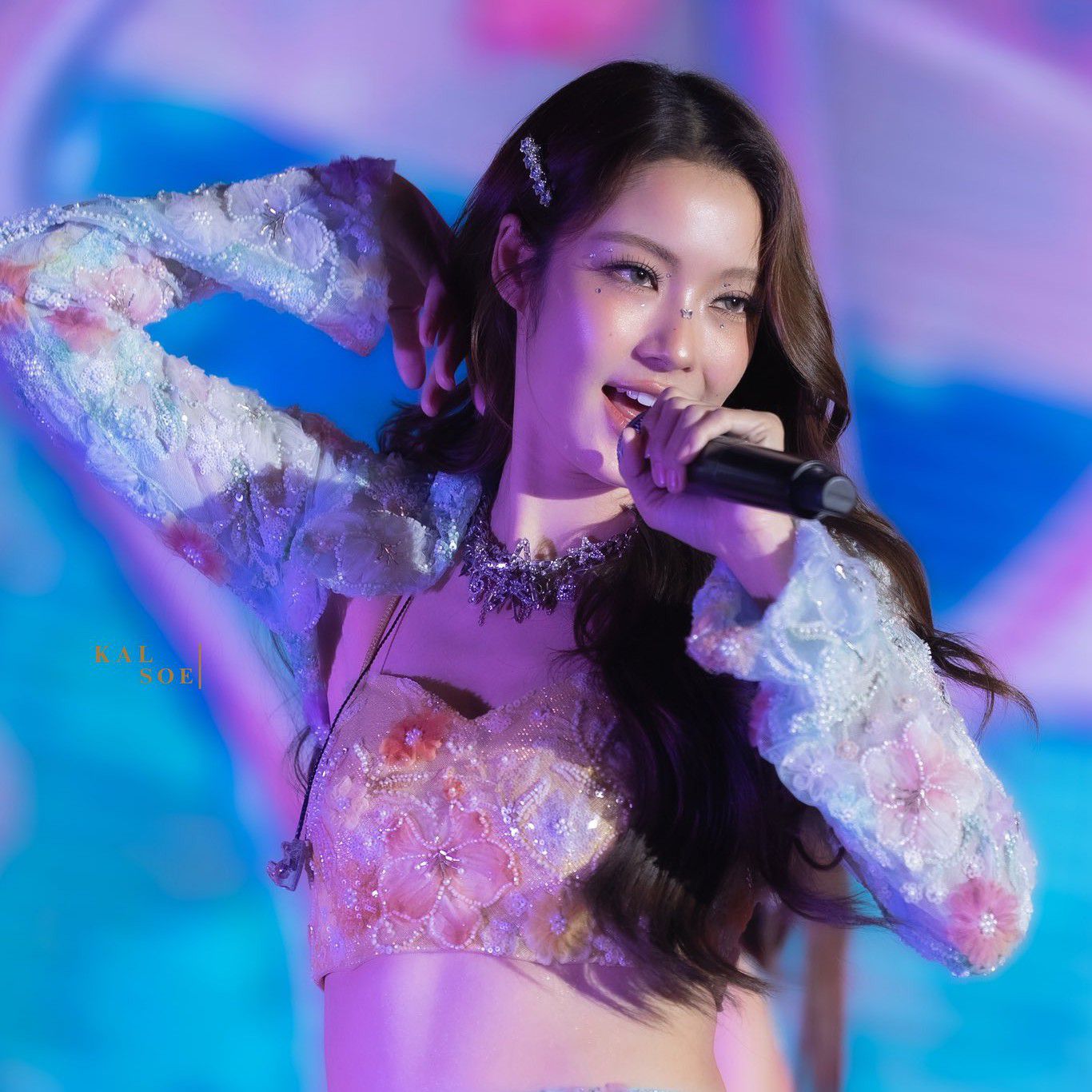 Latest photo of Namtan Tipnaree Weerawatnodom