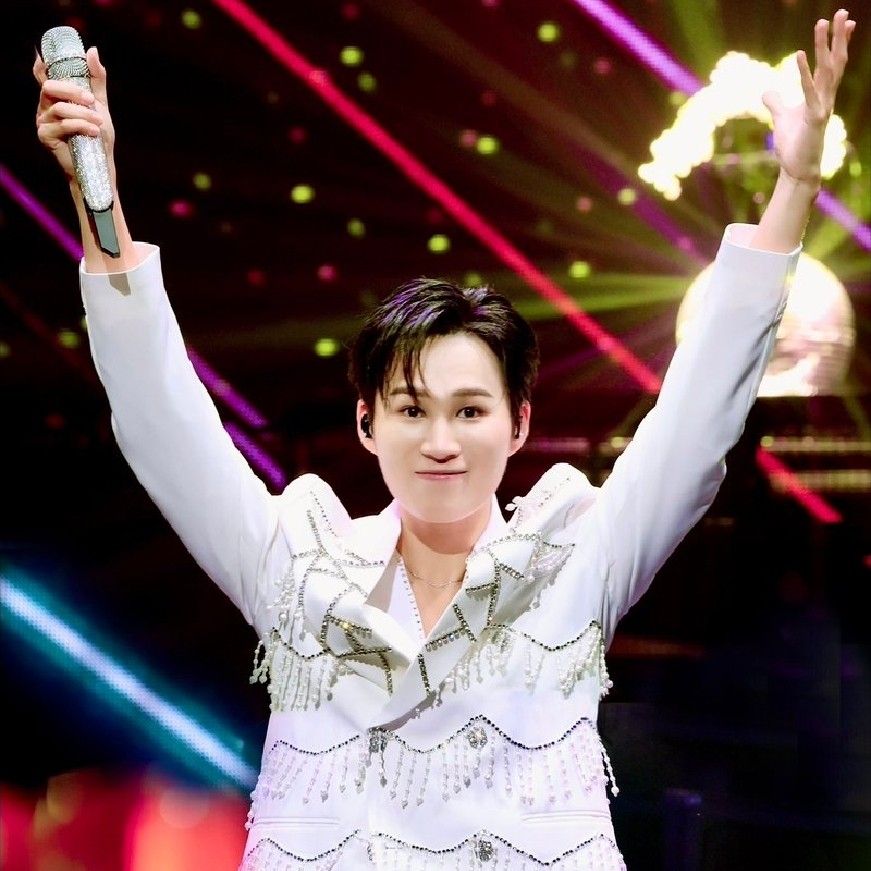 김희재 최근 활동샷