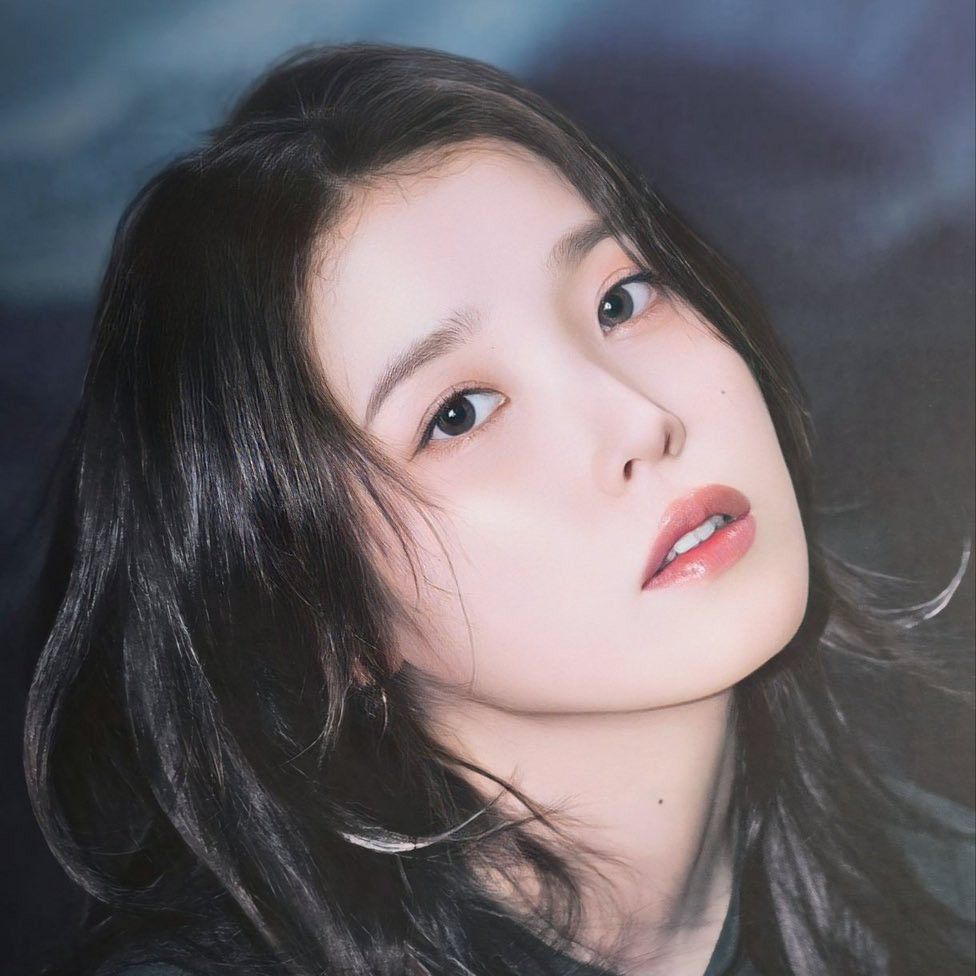 Latest photo of IU