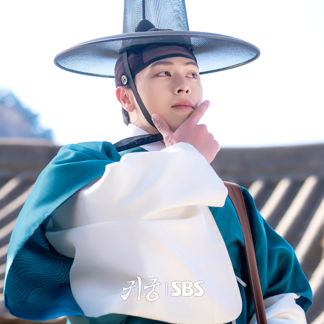 Behind-the-scenes cut of Yook Sungjae