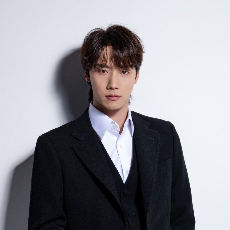 Recent activity shot of Choi Woojin