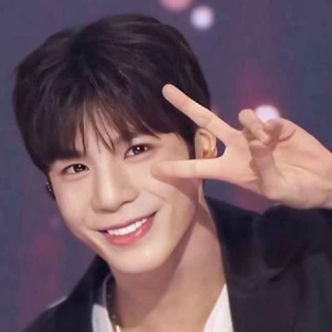 Momen yang diabadikan oleh penggemar Jeong Dongwon