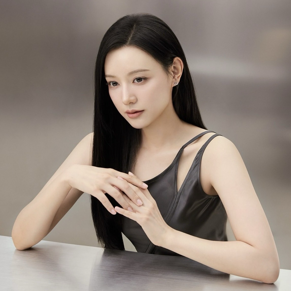 Recent activity shot of Kim Jiwon