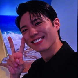 Behind-the-scenes cut of Park Bogum