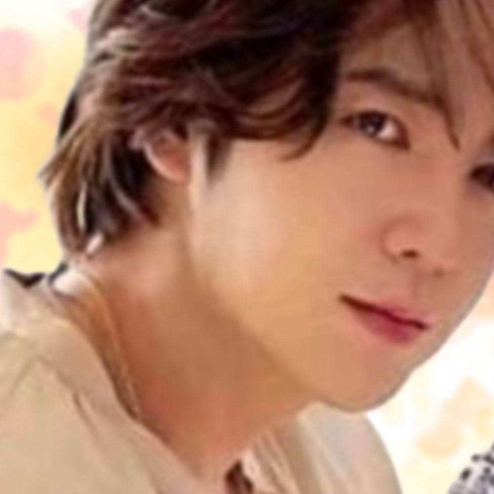 A moment captured by a fan of Jang Geunsuk