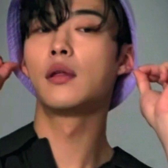 A moment captured by a fan of Woo Dohwan