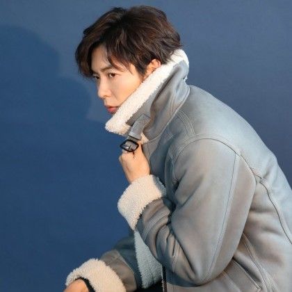 Behind-the-scenes cut of Kim Jaewook