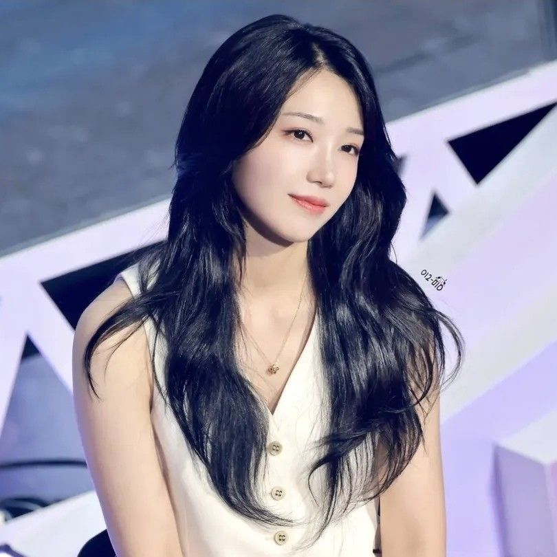 Latest photo of Jung Eunji