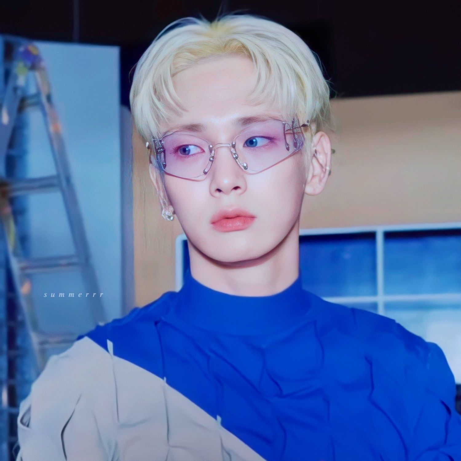 Behind-the-scenes cut of Key