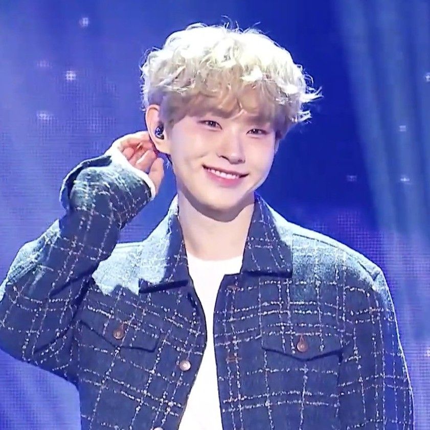 Behind-the-scenes cut of Lee Byeongchan