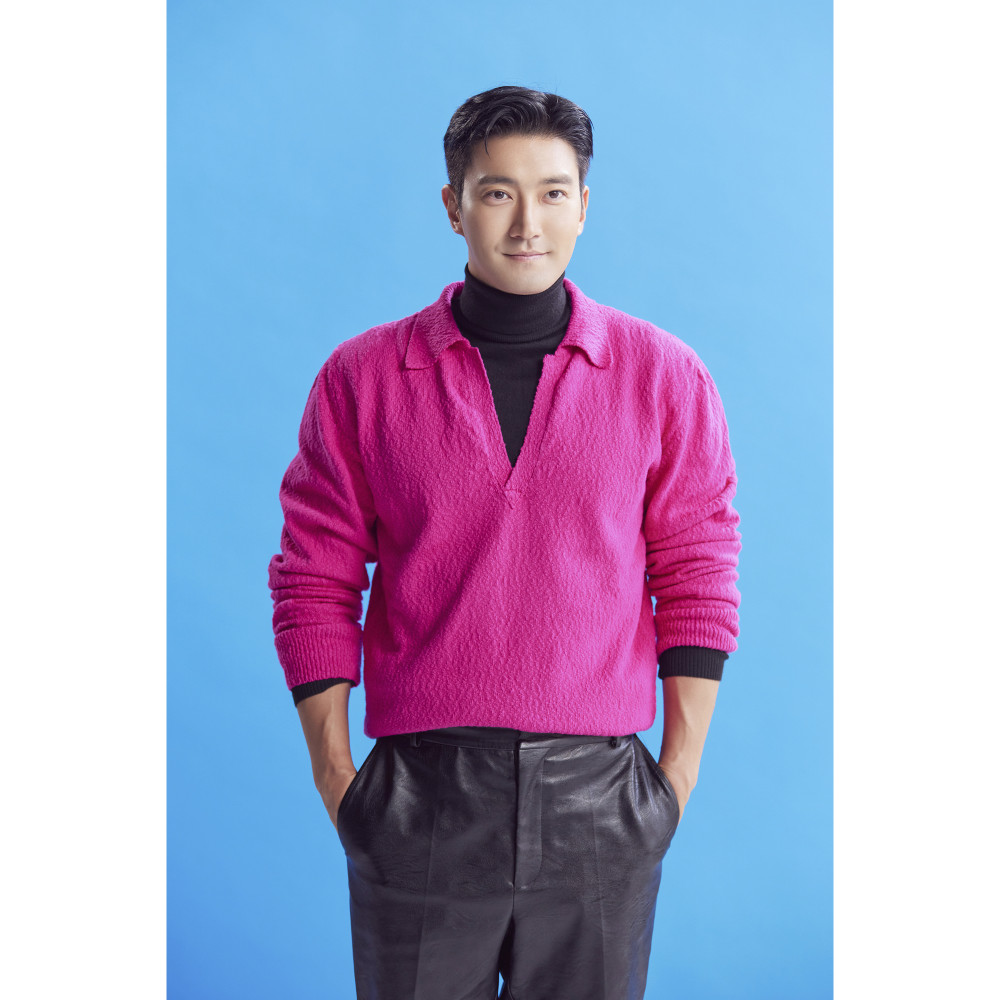 Behind-the-scenes cut of Choi Siwon