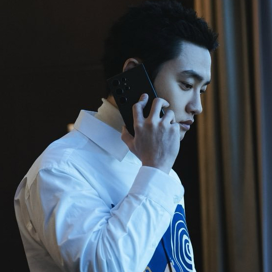 都暻秀 (D.O.)的最新照片