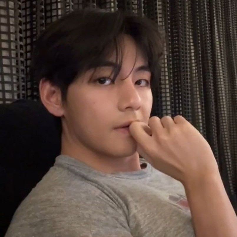 Behind-the-scenes cut of Kim Taehyung (V)