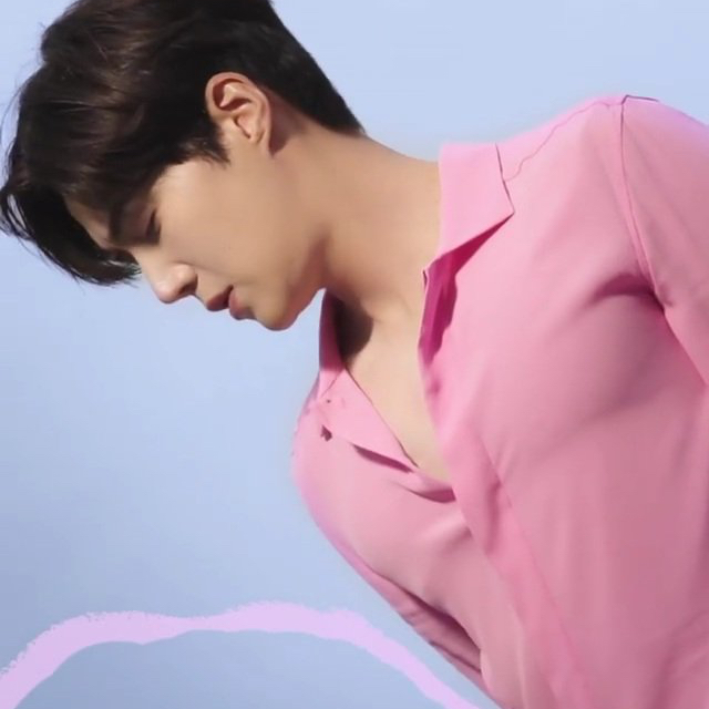 Behind-the-scenes cut of Kim Seonho