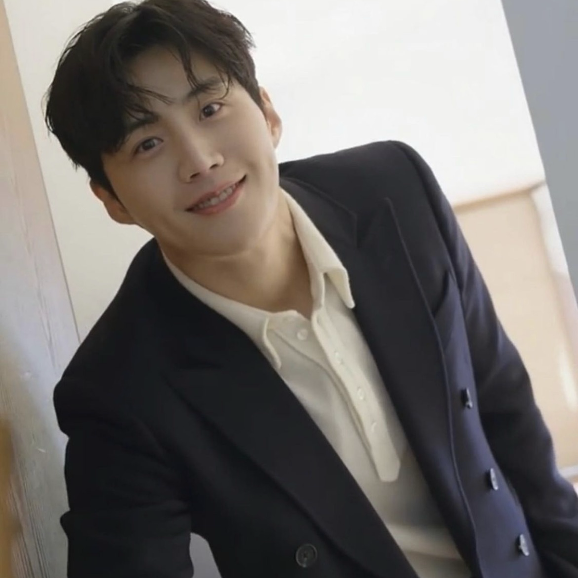 Momen yang diabadikan oleh penggemar Kim Seonho