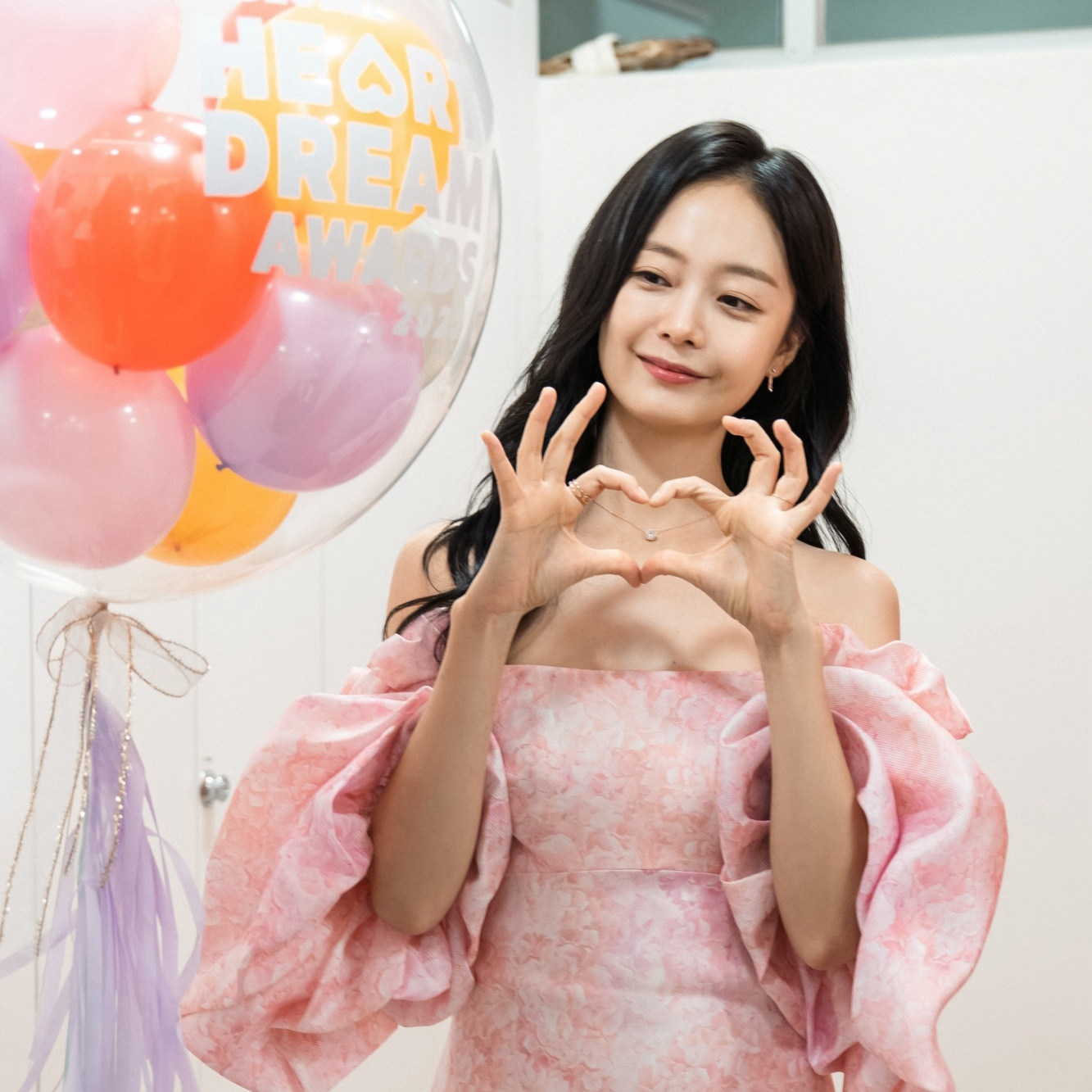 Behind-the-scenes cut of Jeon Somin