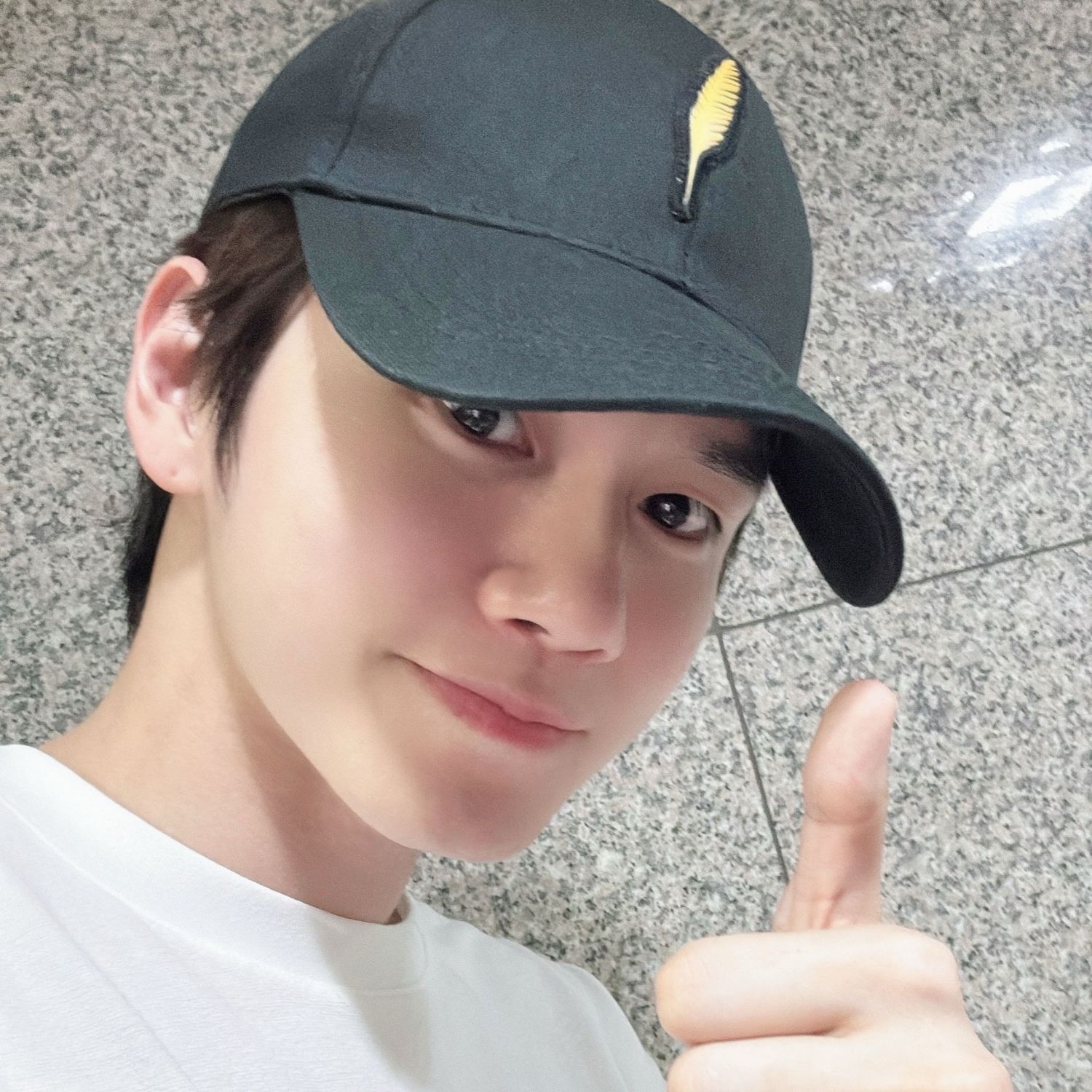 Behind-the-scenes cut of Ong Seongwu