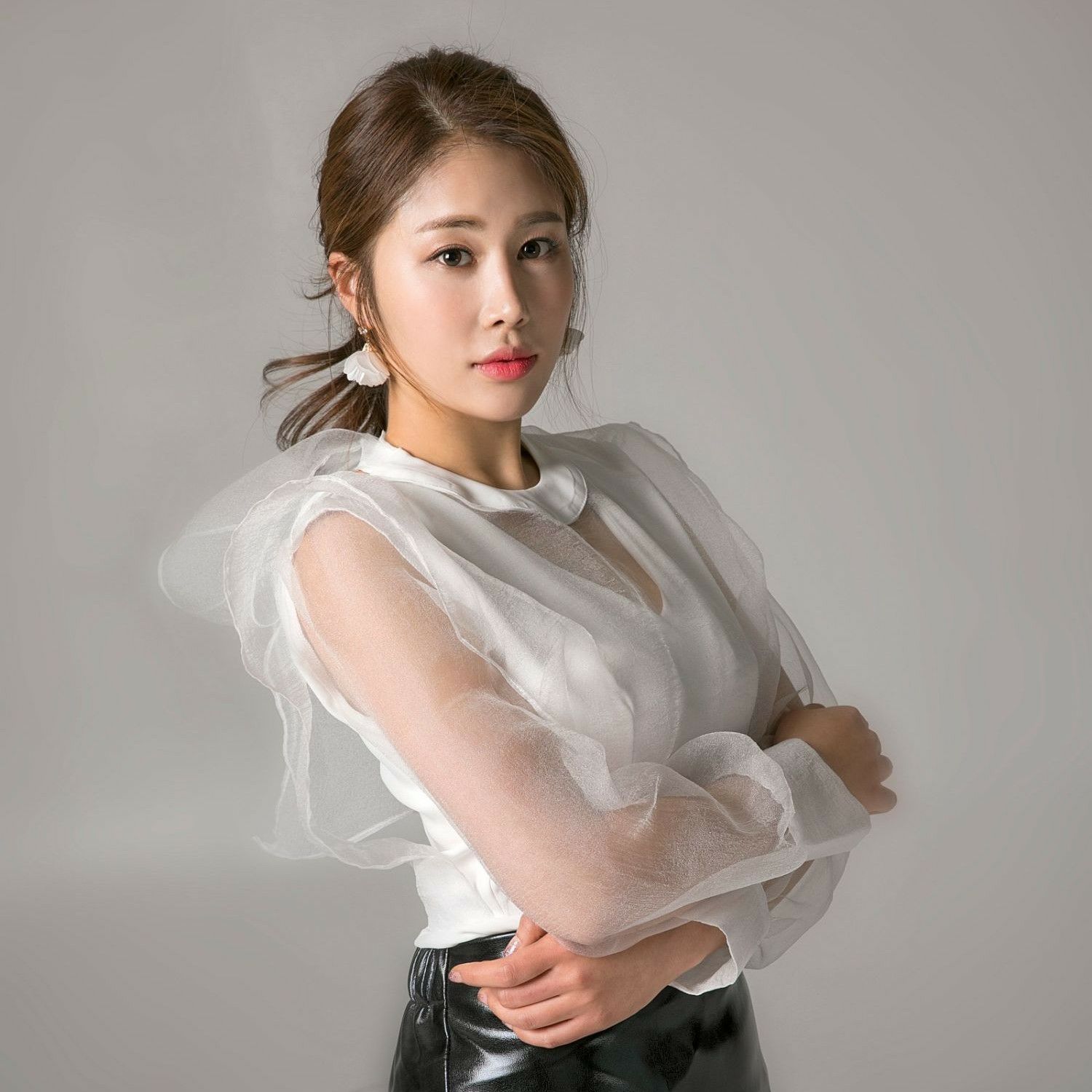 Recent activity shot of Kim Soyou