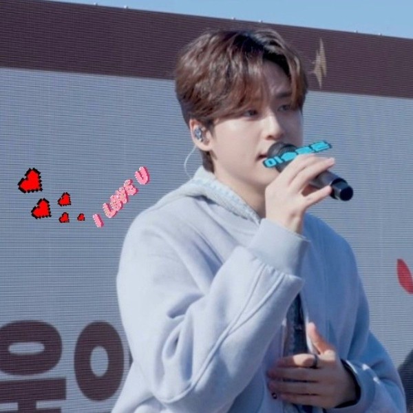 Representative photo of Lee Solomon showing their charm