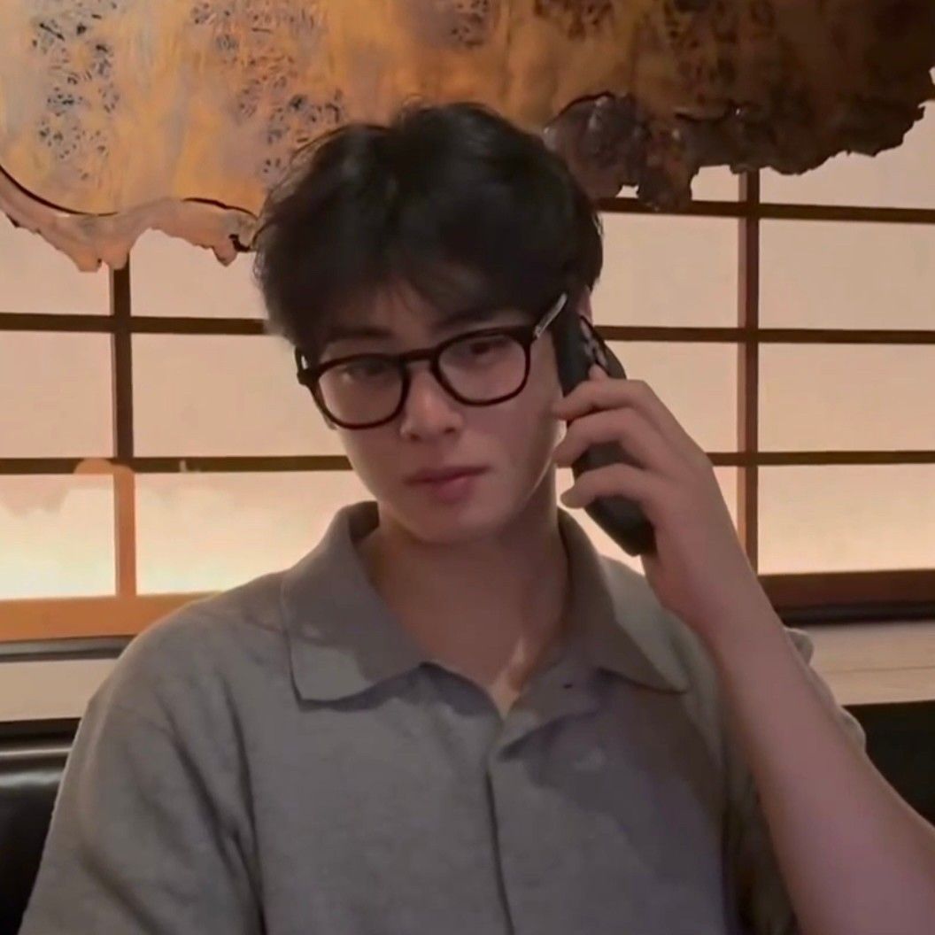 Foto kegiatan terbaru dari Cha Eunwoo