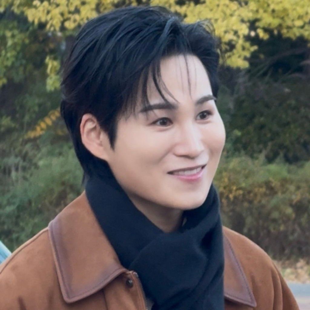 Momen yang diabadikan oleh penggemar Kim Heejae