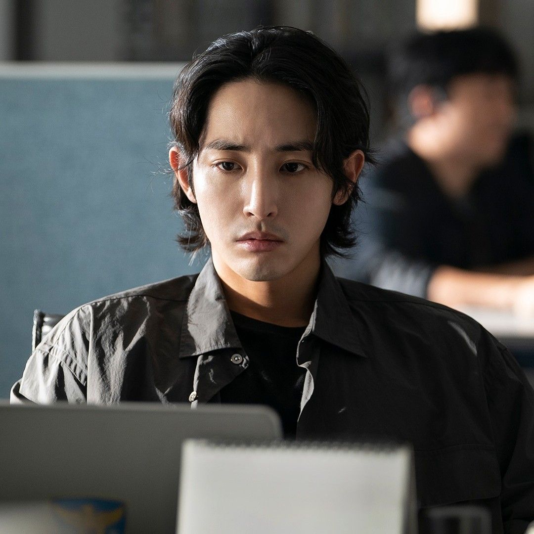 Behind-the-scenes cut of Lee Soohyuk