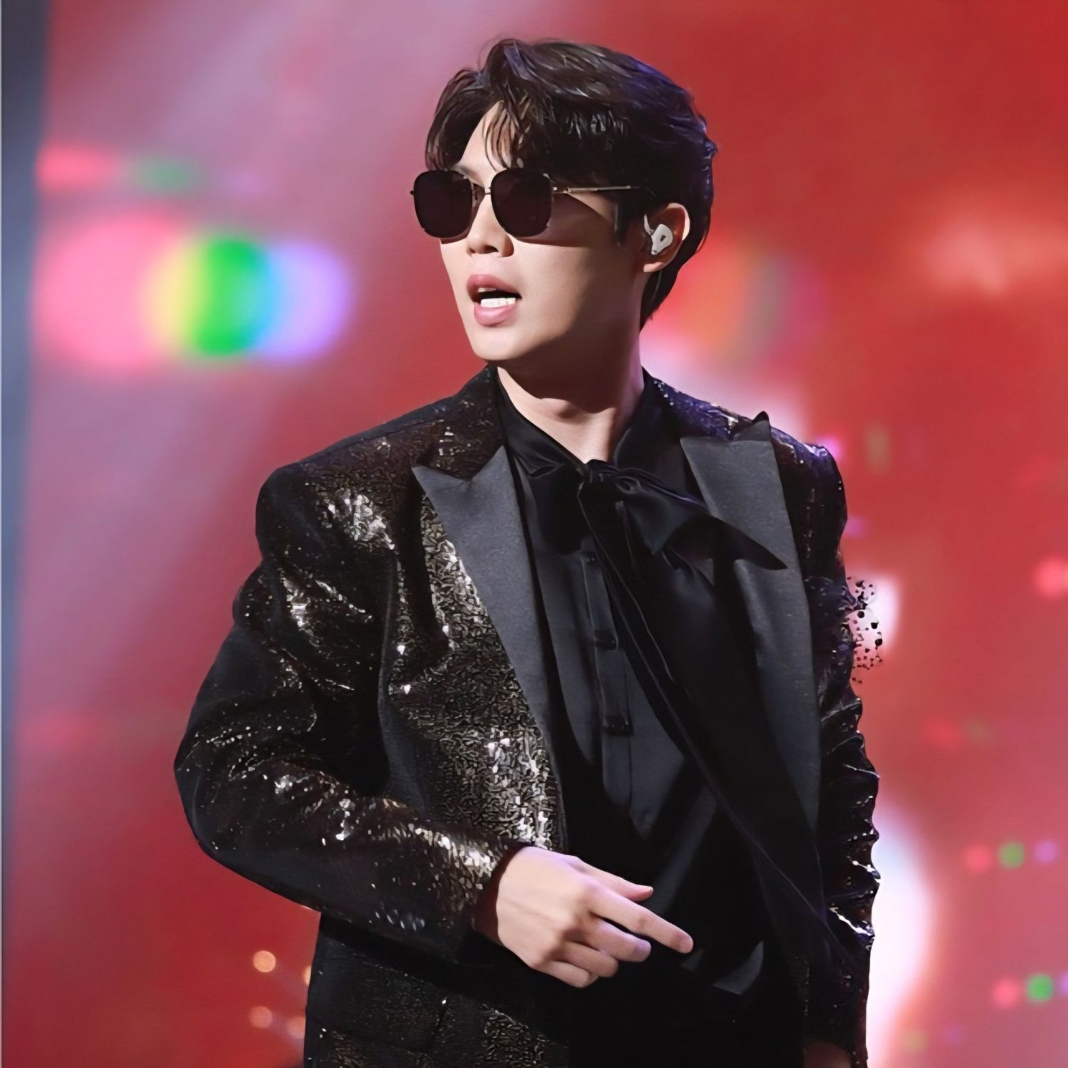 Recent activity shot of Son Taejin